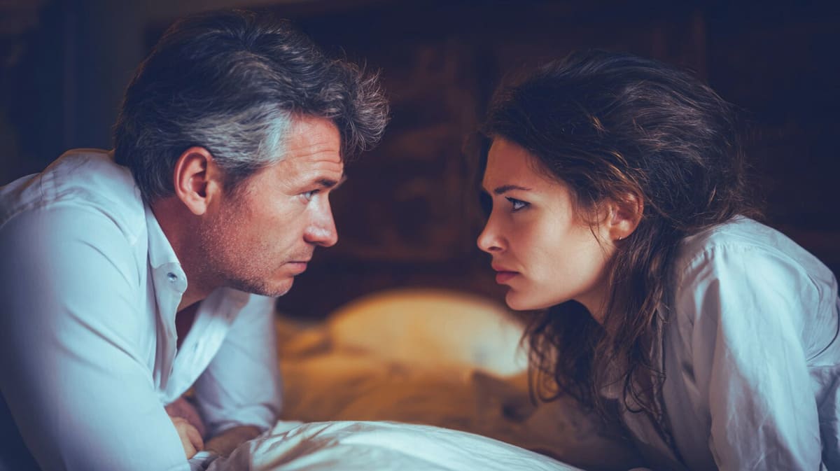 — Мама говорит, что наши дети растут глупыми и невоспитанными, потому что у тебя плохая генетика! Я не хочу, чтобы мои сыновья были похожи н